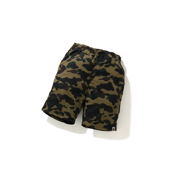 Army Green A BATHING APE 1st Camo Beach Men's Shorts | BA8592637